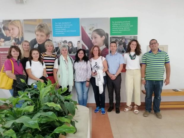 Кликни за увеличение School-visit-Thursday-jpg-bxga
